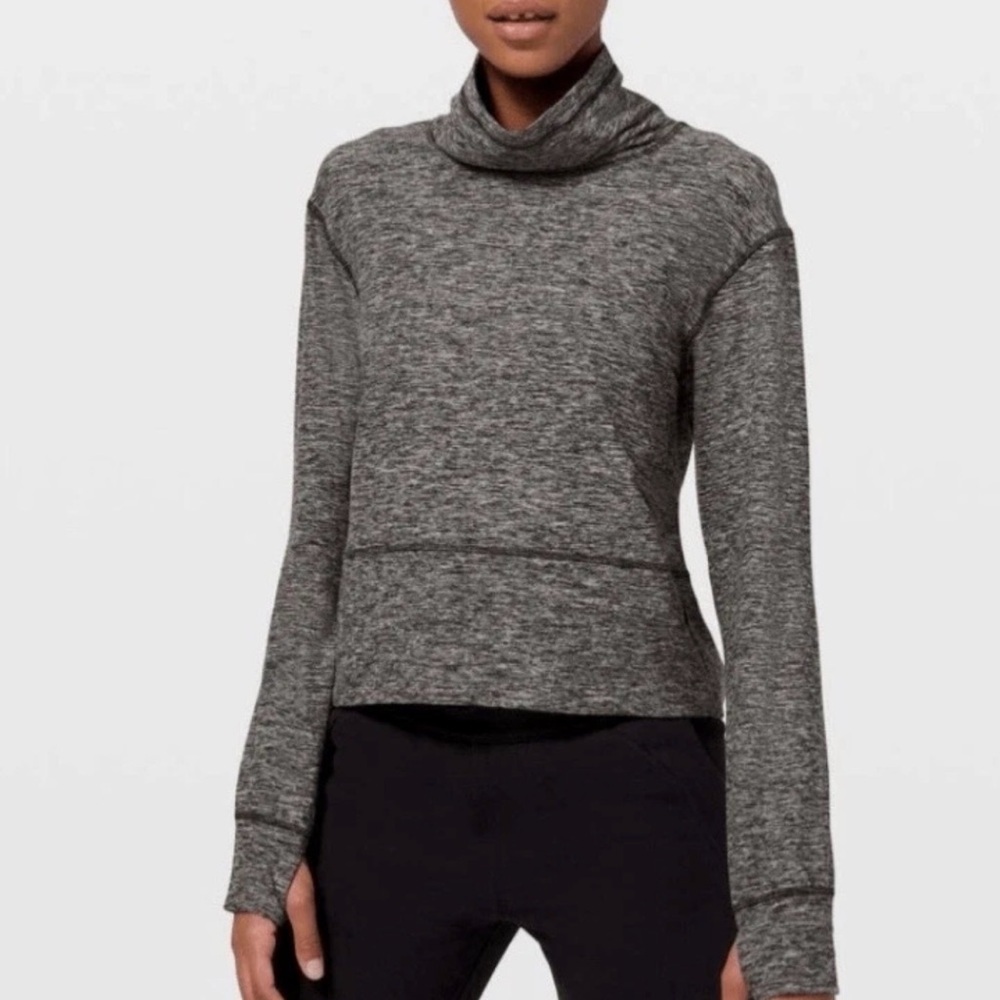 Lululemon ready to Rulu grey fleece cowl neck pullover size 6